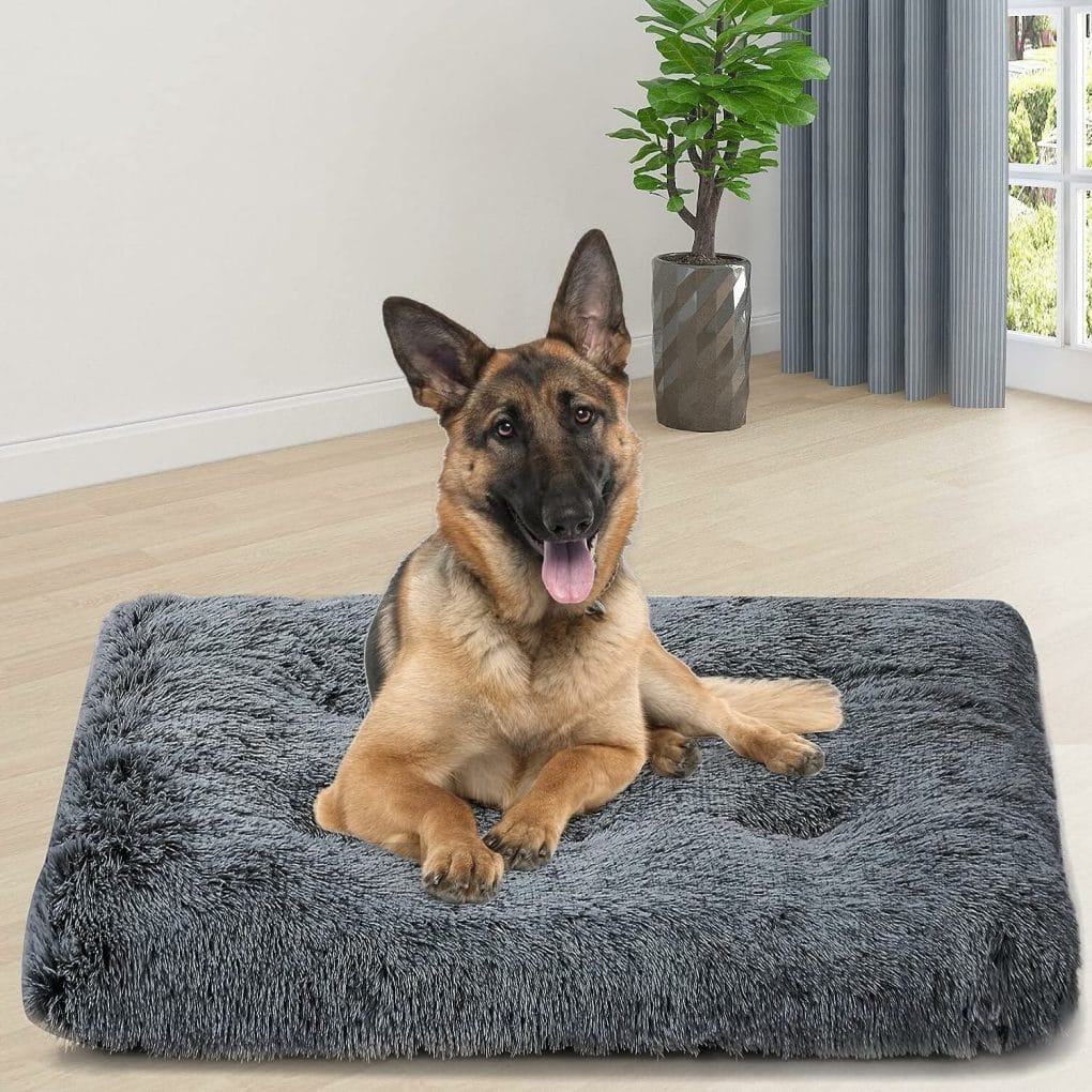 Dog Bed,Crate Pet Bed Kennel Pad,Soft Plush,Comfortable Dog Bed,Washable,Suitable for Medium  Large Dogs(Dark Grey)